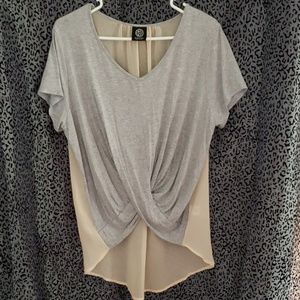 Bobeau Lg front knot t-shirt